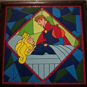 ***RARE*** DISNEY SLEEPING BEAUTY KEEPSAKE BOX